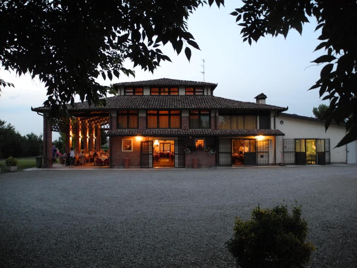 Albergo Da Ca' Vecia Spilamberto Exteriör bild